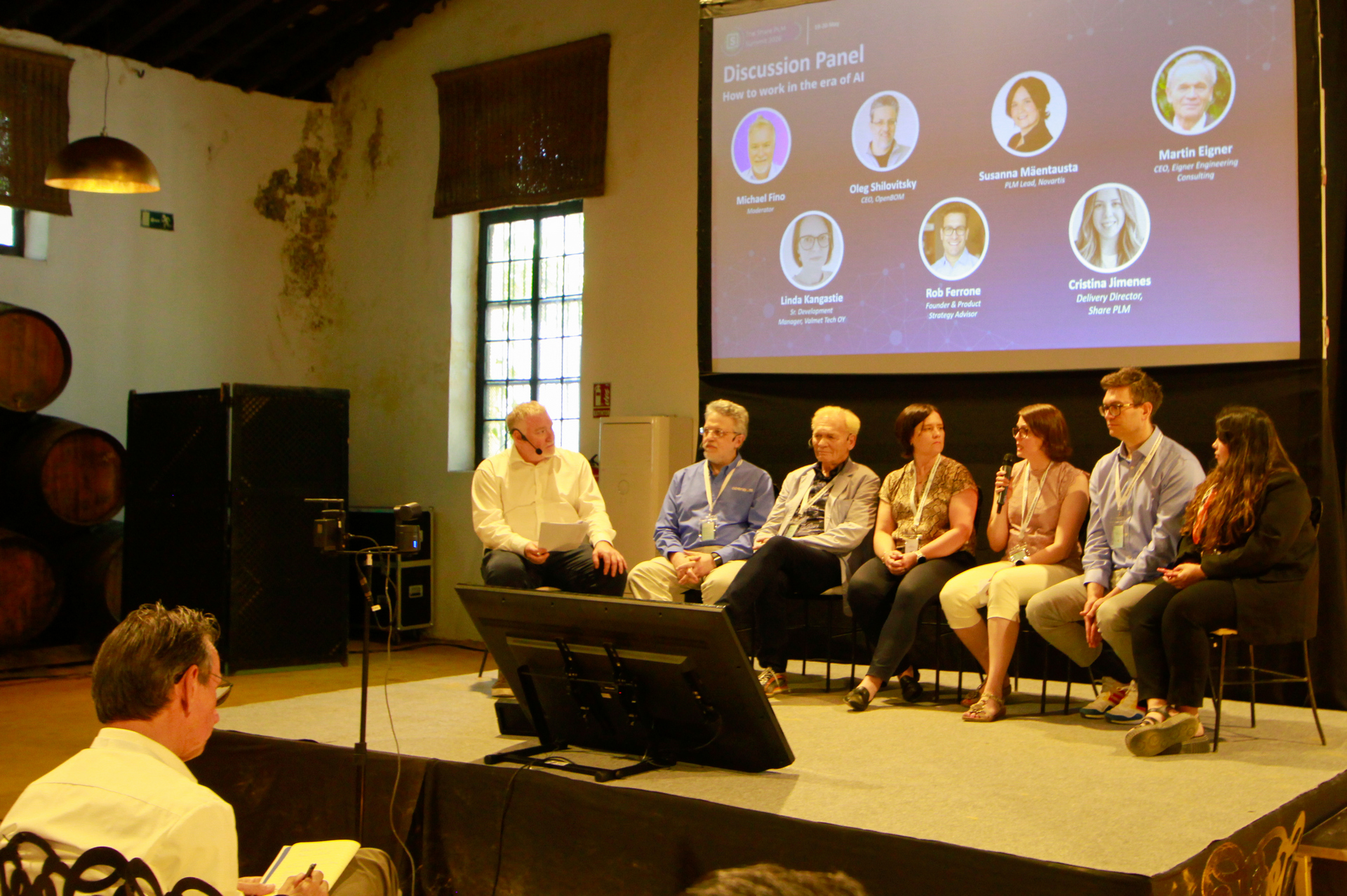 Discussion panel “How to work in the era of AI”